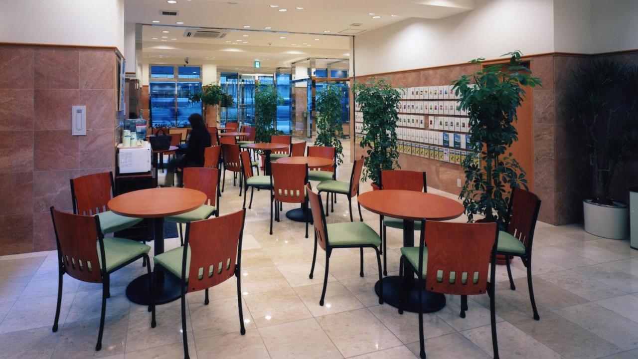Toyoko Inn Tokyo Ikebukuro Kita-Guchi No.1 Esterno foto