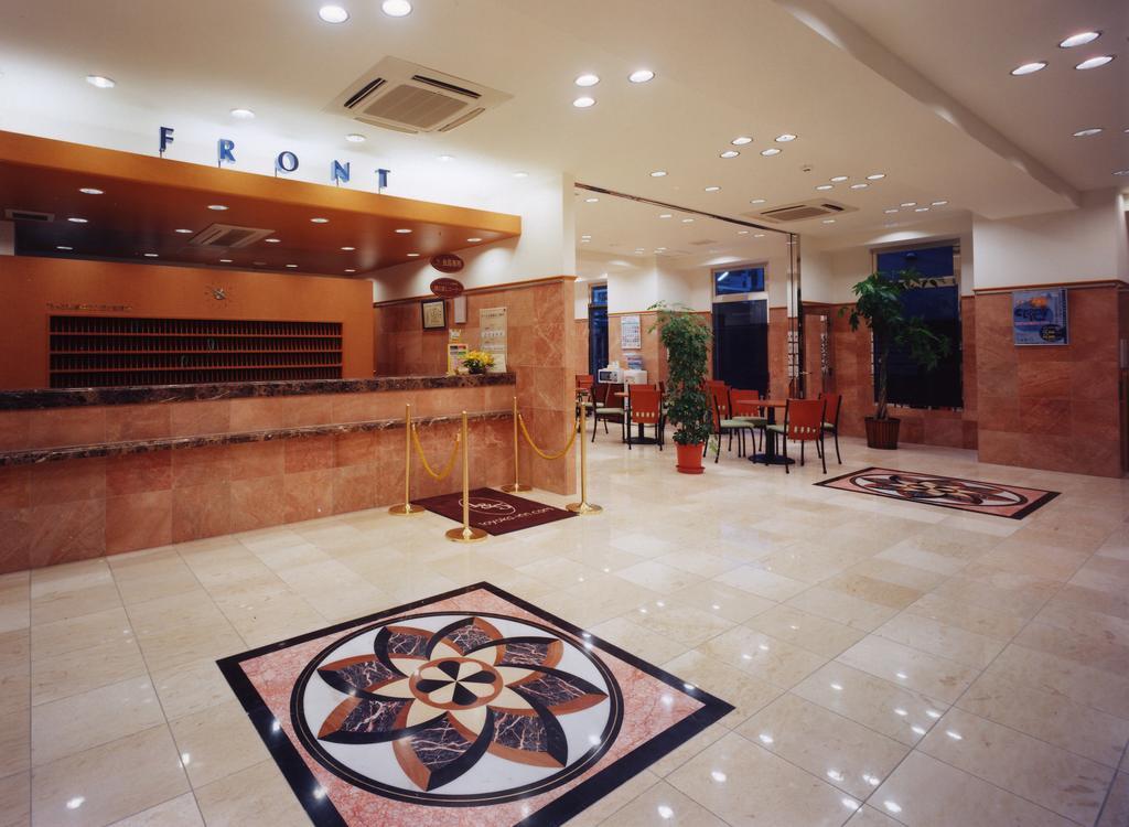 Toyoko Inn Tokyo Ikebukuro Kita-Guchi No.1 Esterno foto