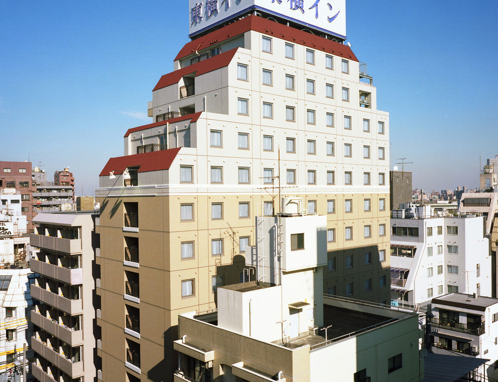 Toyoko Inn Tokyo Ikebukuro Kita-Guchi No.1 Esterno foto